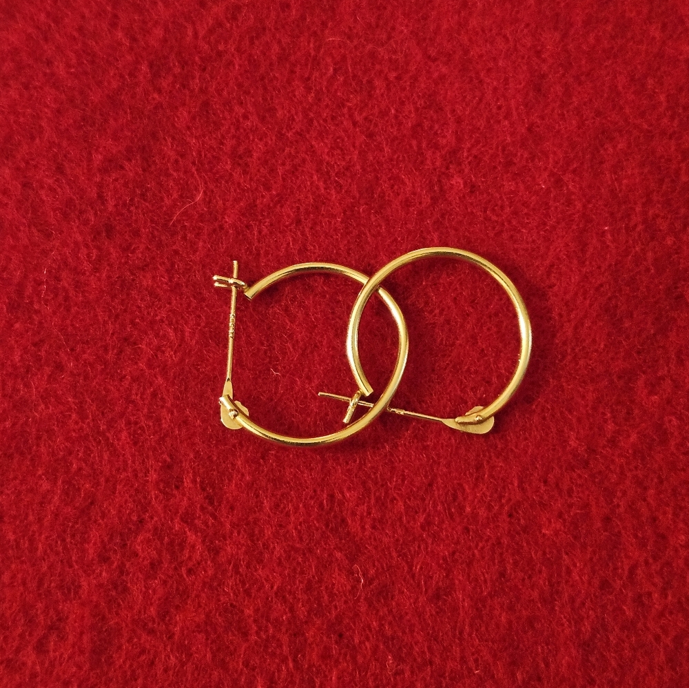 VTG ZZ Solid 585/14k Yellow Gold Petite Dainty Hoop Earrings   Approx 15mmD 0.4g